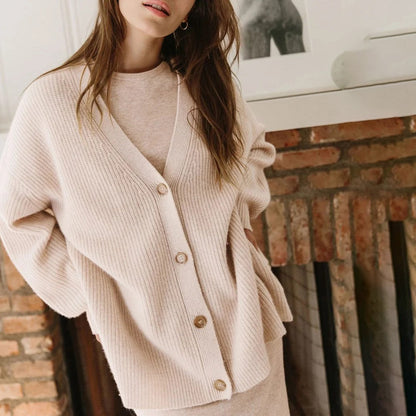 Women's Cardigan – Oversized Ribbed Button-Front Layer