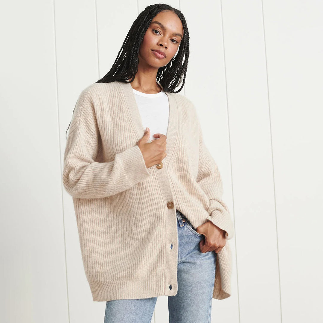 Women's Cardigan – Oversized Ribbed Button-Front Layer