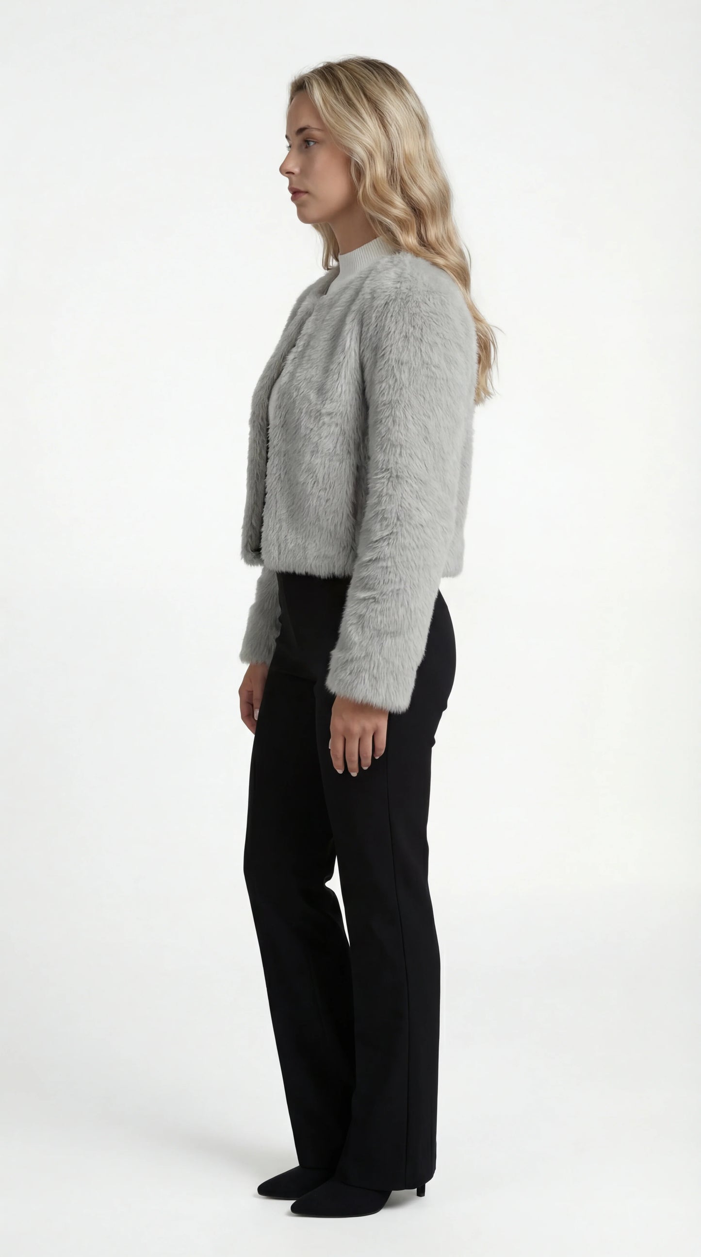 Women's Jacket – Cropped Faux Fur Collarless Jacket