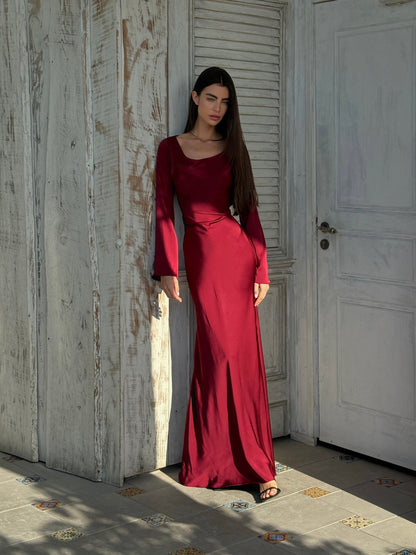Women's Long Sleeve Maxi Dress – Fitted Shape & Bell Sleeves