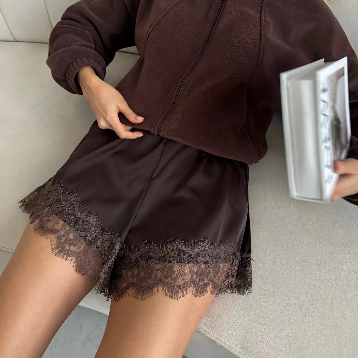 Women's Shorts – High-Waisted Lace Trim Shorts