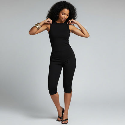 Women's Shorts – Knee-Length Pull-On Stretch Capris