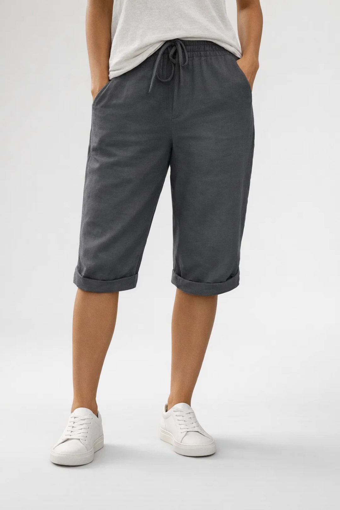Women's Shorts – Relaxed Drawstring Pull-On Bermuda Shorts