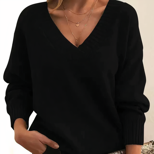 Women's Sweaters – Relaxed V-Neck Knit Pullover